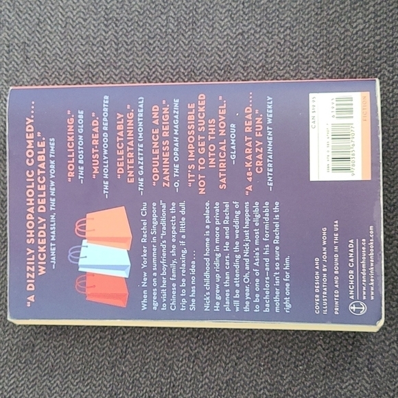 CRAZY Rich Asians a Novel by Kevin Kwan - Picture 2 of 3